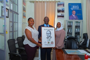 Dr Bigirimana Receives Global Award, Calls for Shift to Results-Driven Public Service